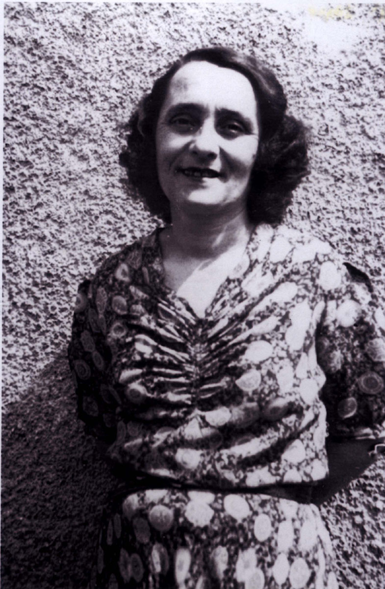 Renee Sarro